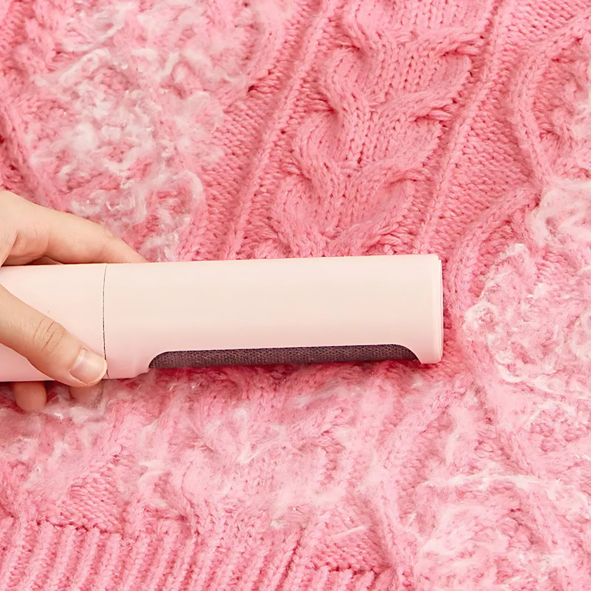 Reusable Pet Hair Remover Brush: Self-Cleaning Lint & Fur Remover Wagbase